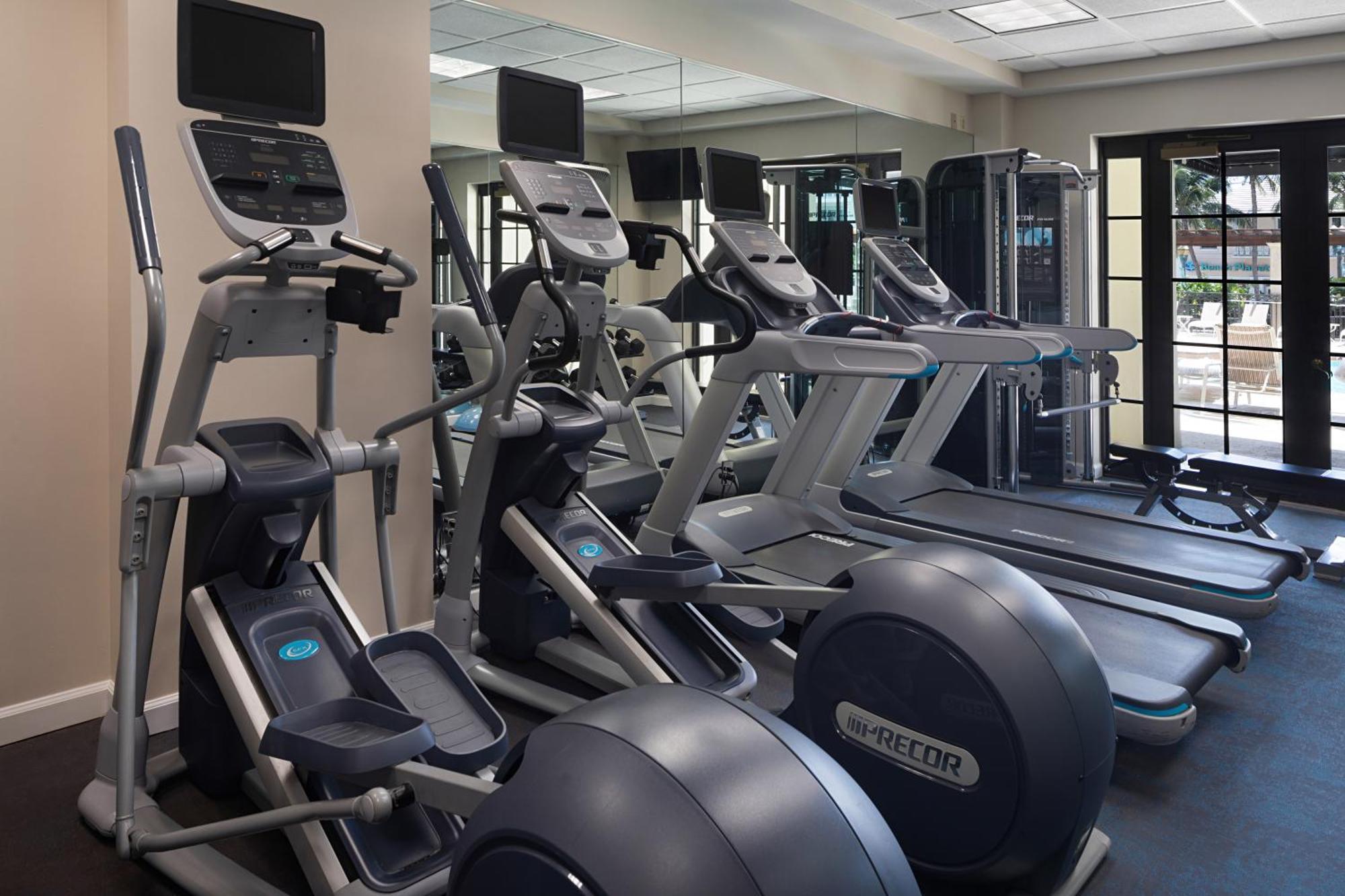 The Atlantic Suites On The Ave ديلراي بيتش المظهر الخارجي الصورة