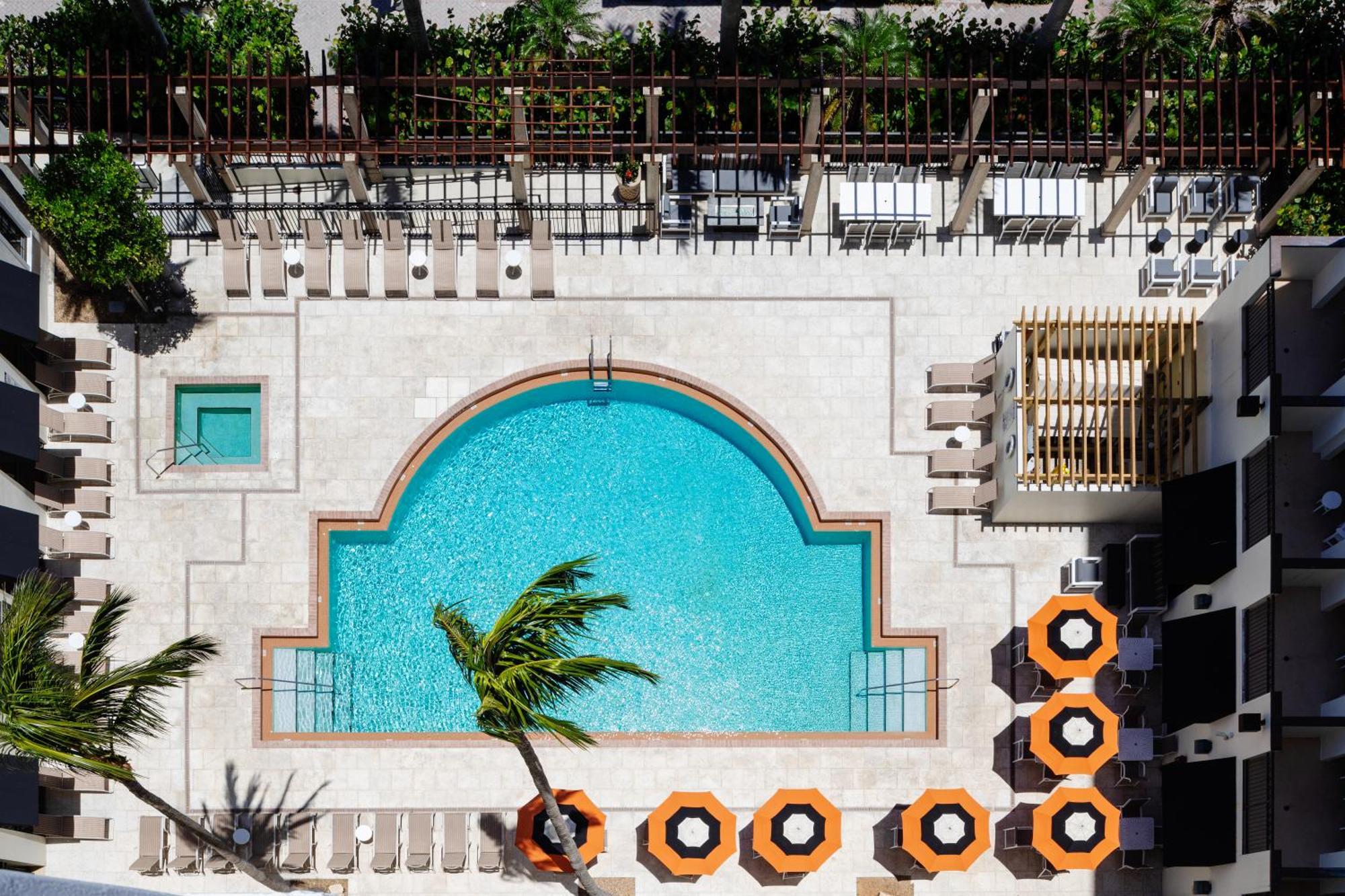 The Atlantic Suites On The Ave ديلراي بيتش المظهر الخارجي الصورة