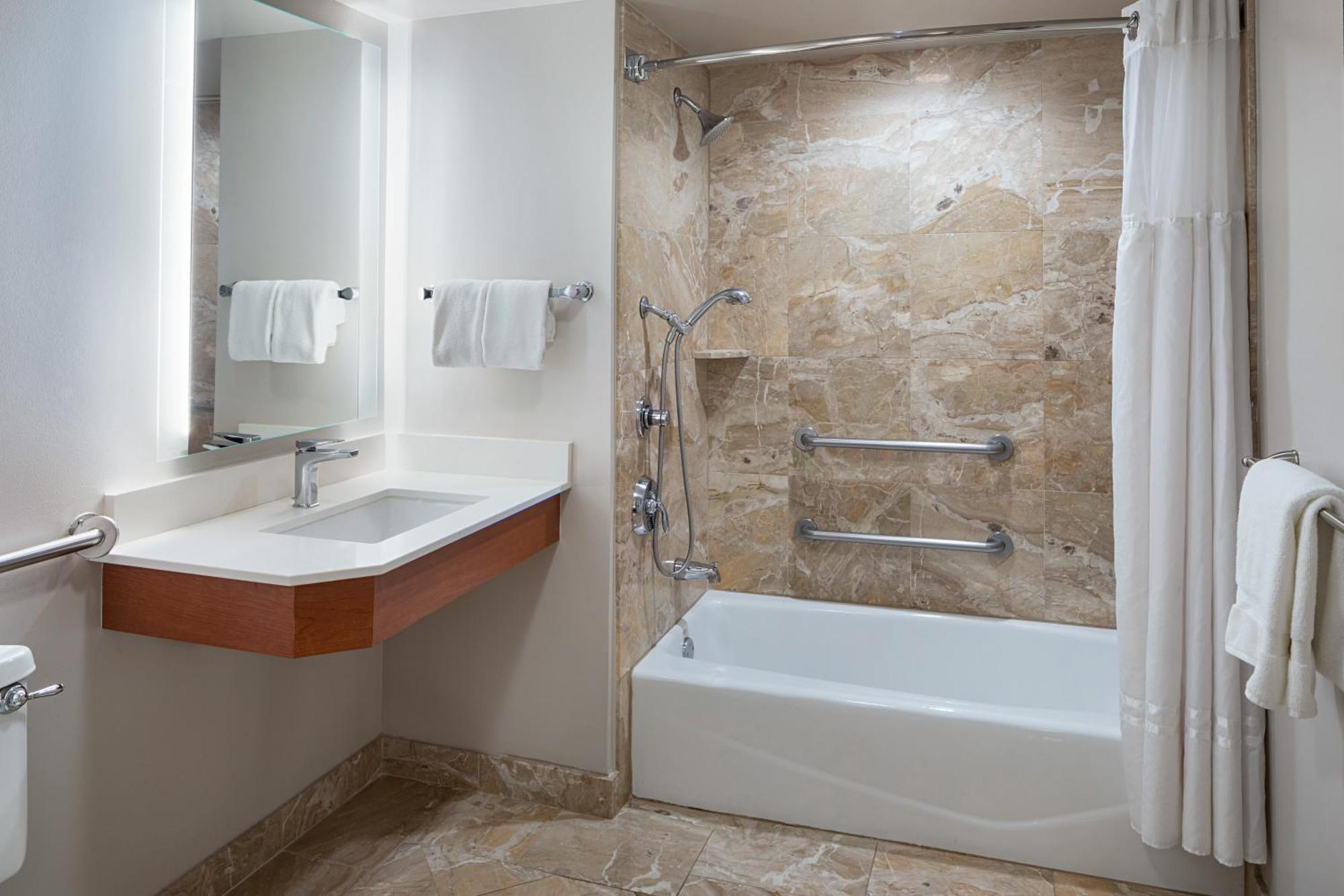 The Atlantic Suites On The Ave ديلراي بيتش المظهر الخارجي الصورة
